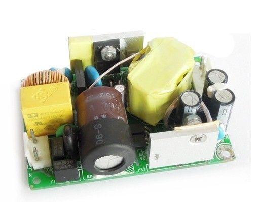 EN61000-3-2 стандартная медицинская сила Suppies 50W вывела наружу 15V/2.67A MD50-220S15